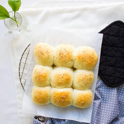 pillow soft dinner rolls 2