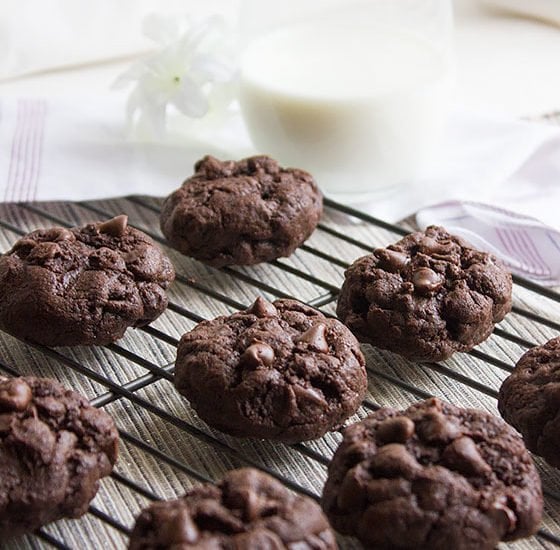 chocolate-chocolate-chip-cookies 1