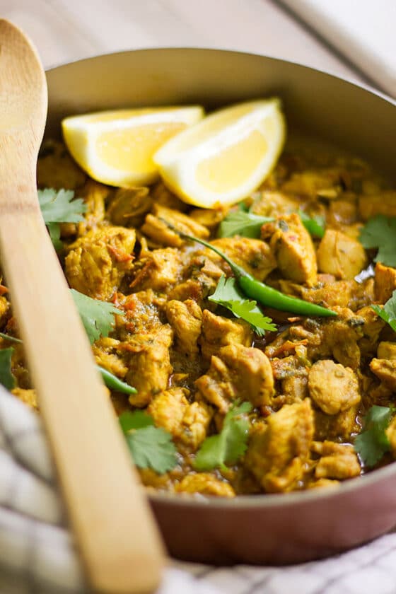 Learn How to Cook Delicious Chicken Karahi