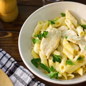 A small image of creamy chicken alfredo.