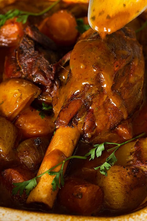 How To Make Fall Off The Bone Lamb Shank (With Videos)