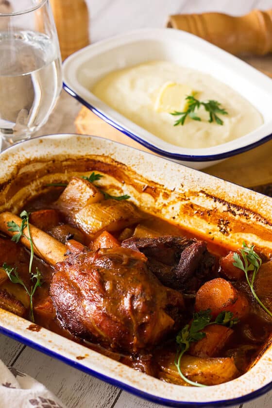 How To Make Fall Off The Bone Lamb Shank (With Videos)