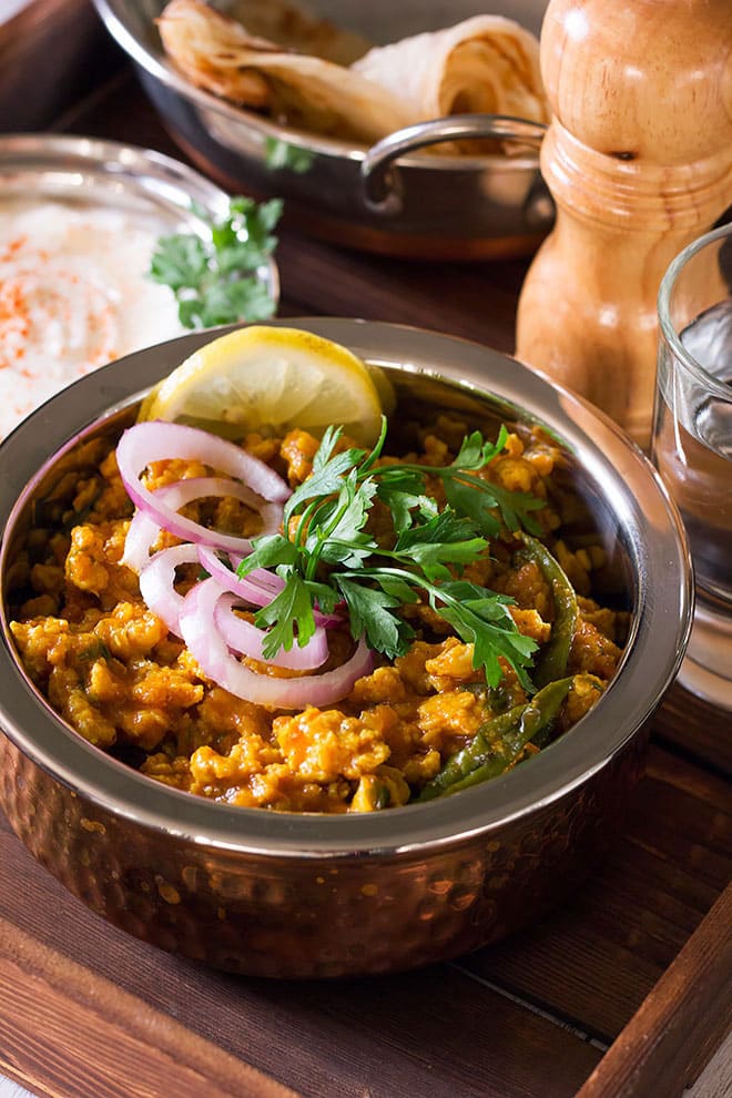 Chicken keema served in a bowl.