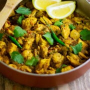 Tender chicken in a delicious gravy.