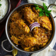 small image of chicken korma.