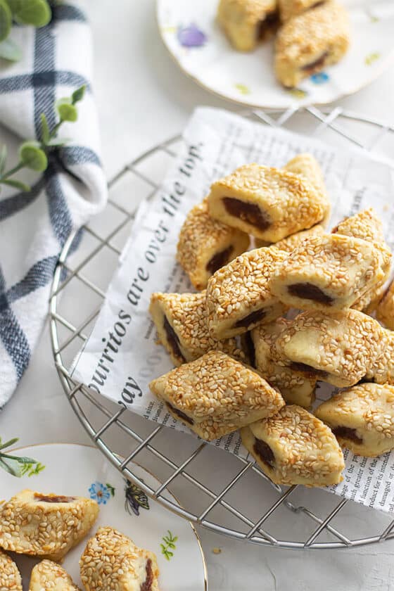 Authentic Date Cookies (Lebanese Cookies)