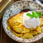 Apple cobbler feature image 2023.
