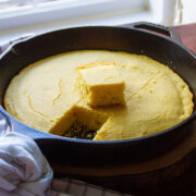 Southern cornbread recipe feature image 1200x1200 2023.