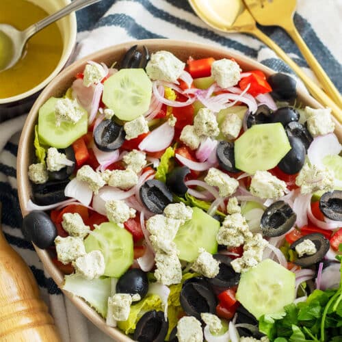 Showing fresh vegetable salad in a bowl.